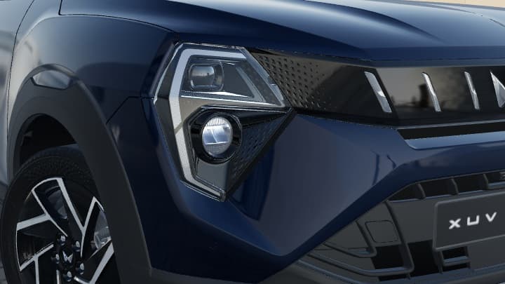 XUV 3XO Image 10