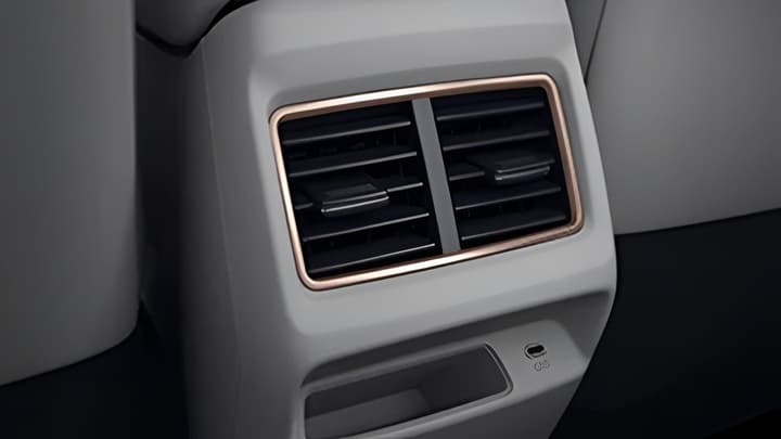 XUV 3XO EV Image 14