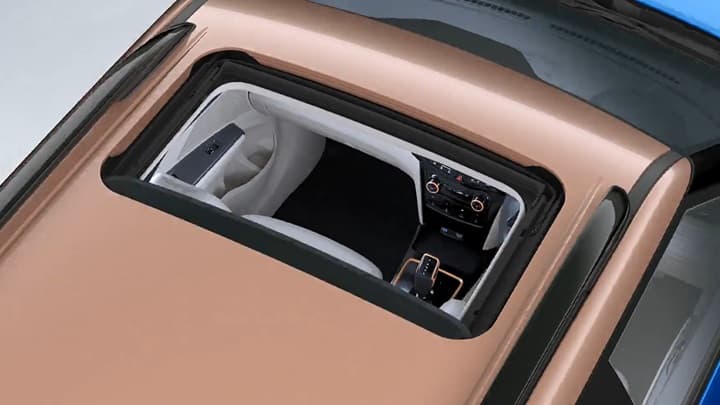 XUV400 Image 6