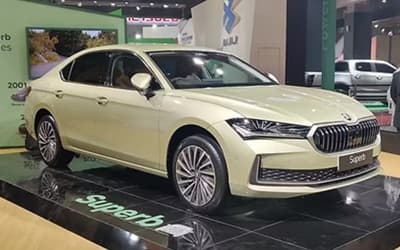 Superb 2026