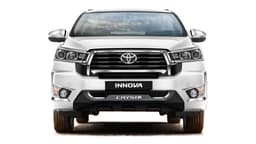 Innova Crysta Image 2