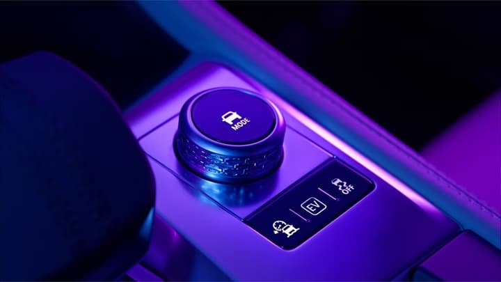 F-Pace Image 11