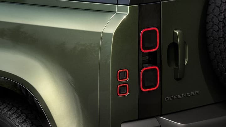 Defender 110 Image 10