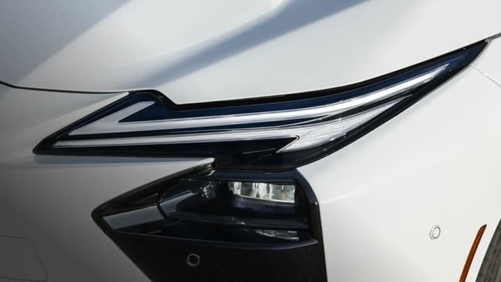 ES 350h Image 6