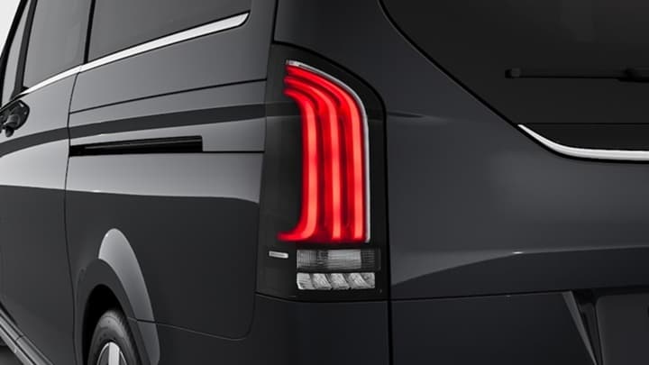 V Class Extra LWB Image 11