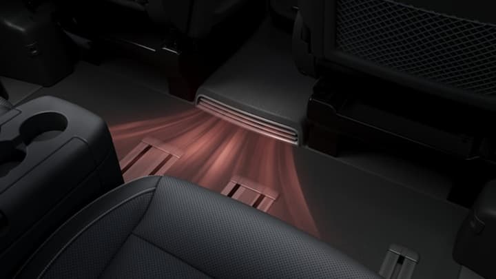 V Class Extra LWB Image 26