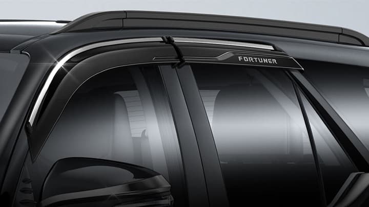 Fortuner Image 13