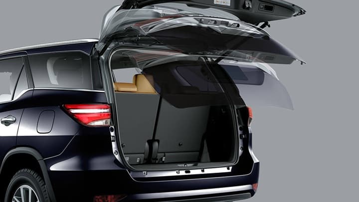 Fortuner Image 16