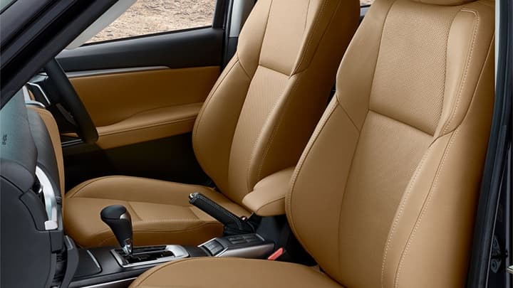 Fortuner Image 18