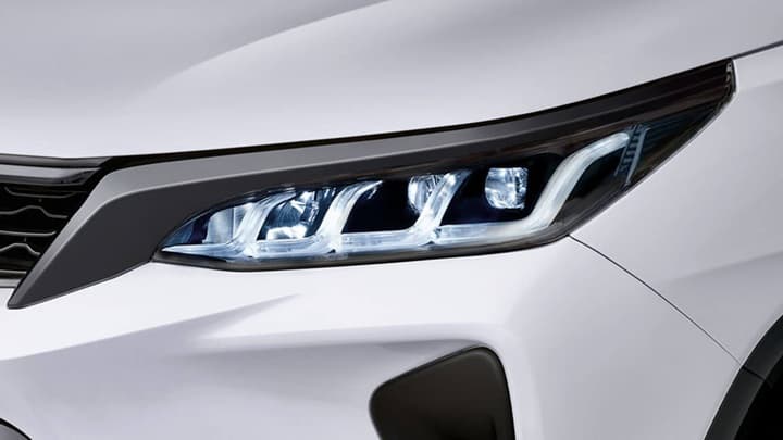 Fortuner Legender Image 10