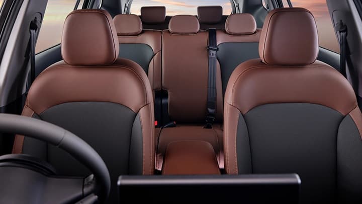 VF MPV 7 Image 7